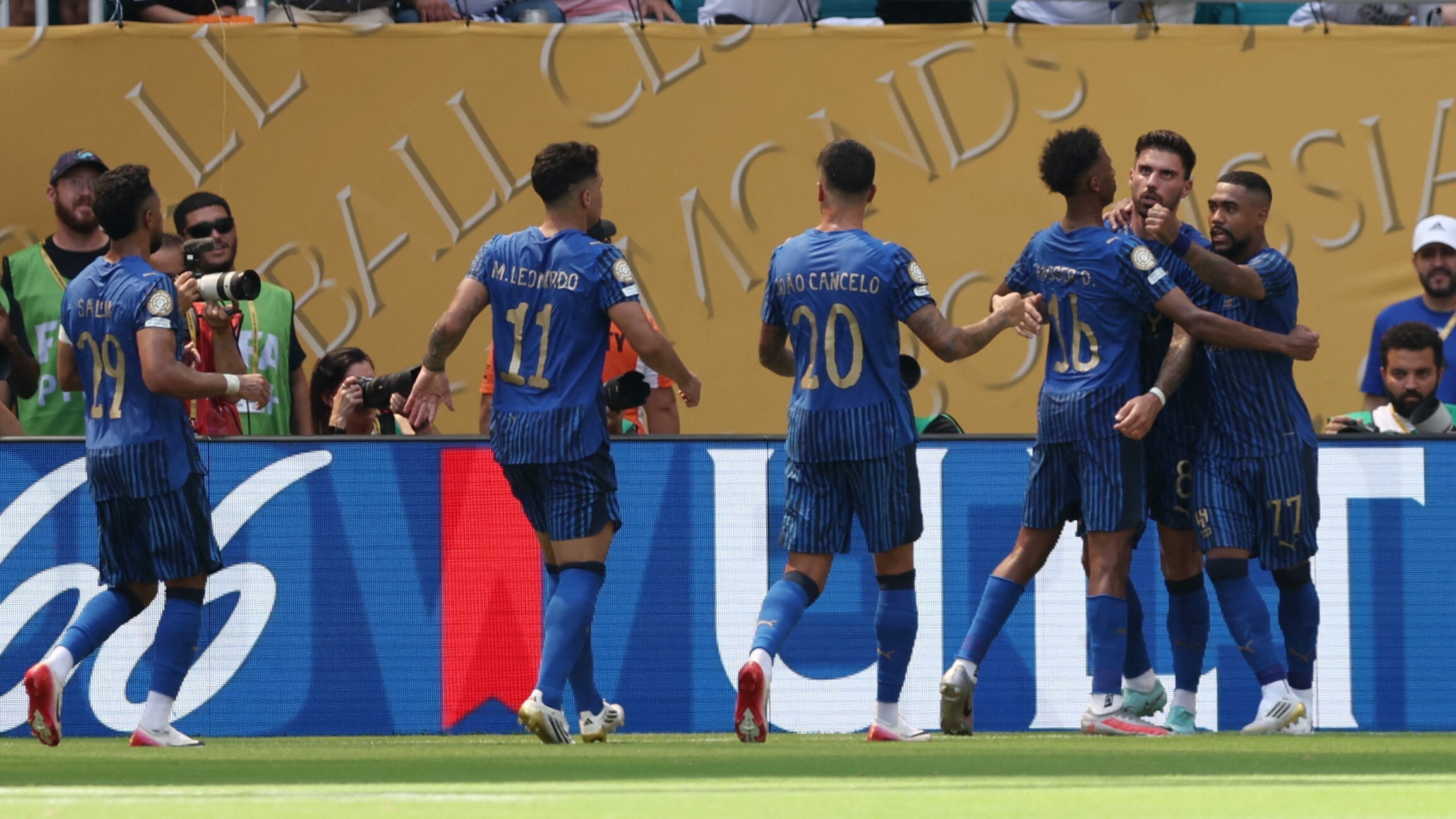 lol比赛竞猜 -包含里程碑夜马赛更衣室发声；法甲国际比赛日刷纪录；媒体盛赞；年轻球员得到机会的词条