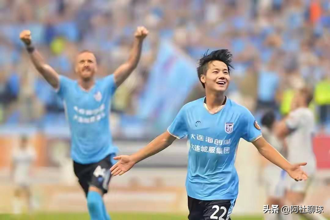 lol赛事官网 -武汉三镇关键时刻单刀错失，志在荷甲名次提升，悬念犹存，赛程密集仍需轮换(荷甲赛程安排)